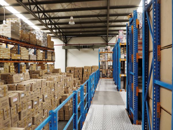 QCM : Dans une entreprise de logistique, quel exemple illustre l'étape « Vérifier » (Check) de la démarche PDCA? — afficher la réponse