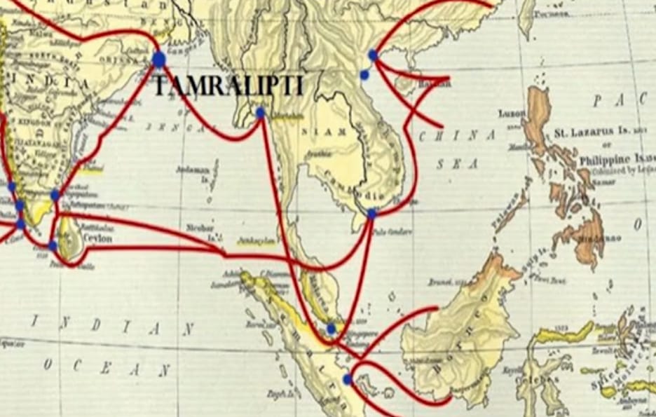 Flashcard : Qu'est-ce qu'une carte marine et quelles informations essentielles fournit-elle pour la navigation? — afficher la réponse