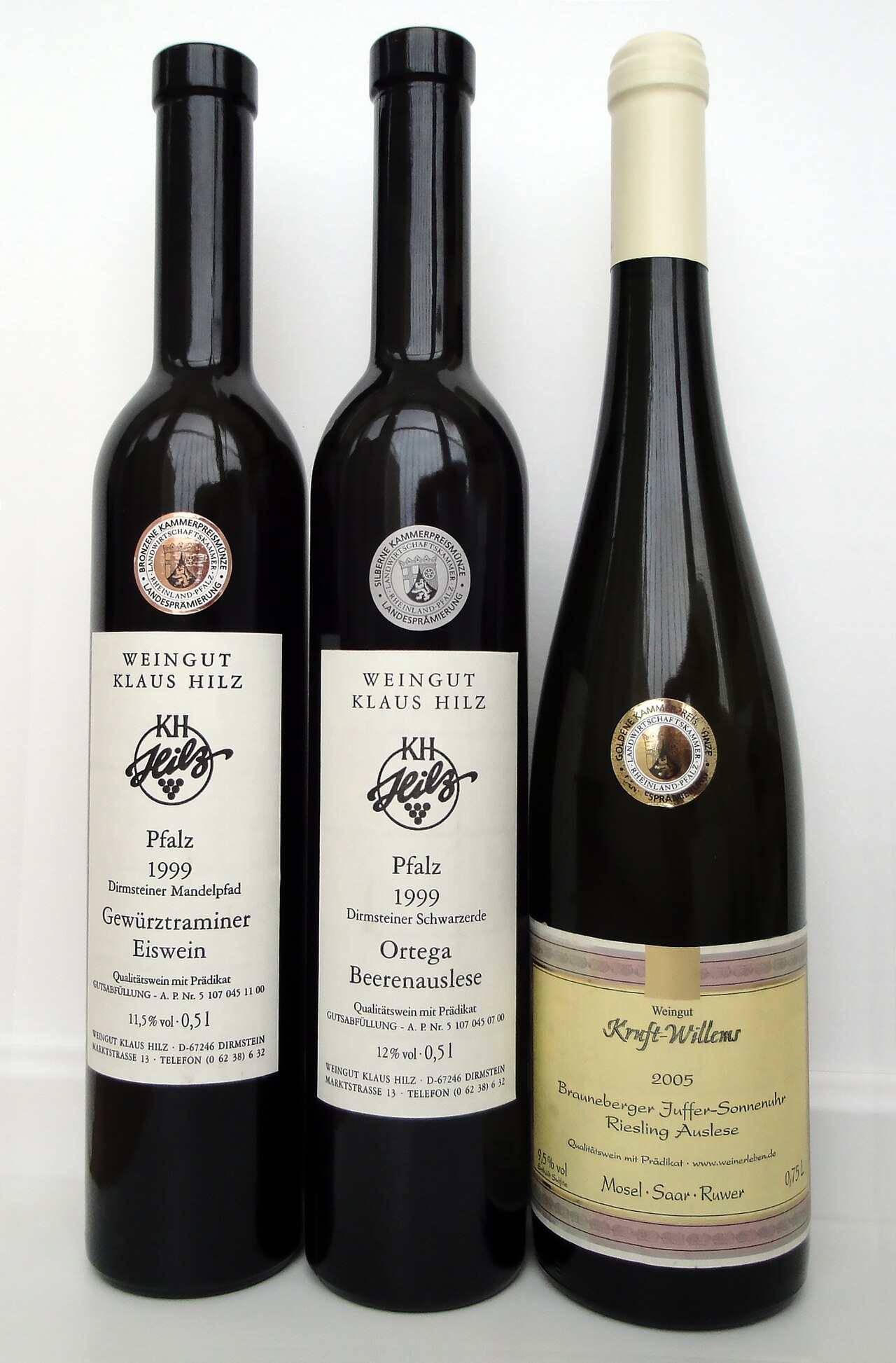 QCM : Un client hésite devant un vin médaillé et dit: « Je ne connais pas ce cépage, je ne suis pas sûr qu’il soit bon. » Quelle réponse illustre une argumentation efficace en conseil-vente alimentaire? — afficher la réponse